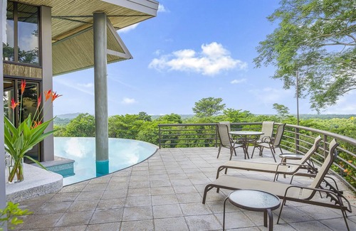 Tarcoles Villa | Villa La Loma, Oceanview, Private Pool and AC!