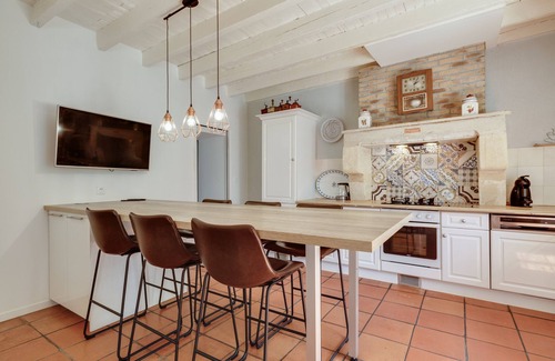Saint-Pierre-de-Bat Villa | Villa 'La Maison Des Vignes' avec piscine privée, terrasse privée et Wi-Fi