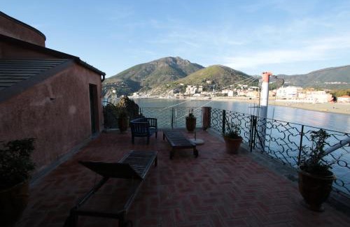 Arzeno Appartement | Villa La Pietra - Luxury location in Levanto, 5 Terre
