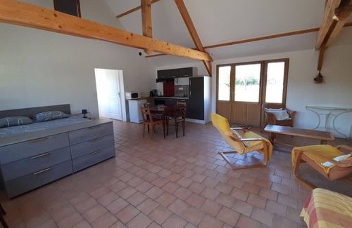 La Puye Maison | Villa La Puye, studio flat, 2 persons