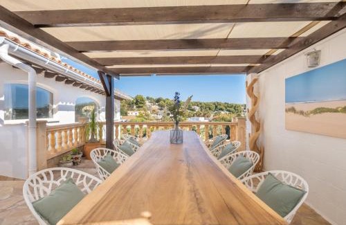 Urbanitzacio la Fustera Villa | Villa La Vista by Interhome
