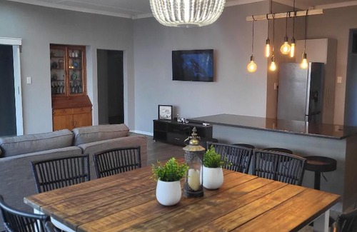 Kidd's Beach Cabine | Villa Laks