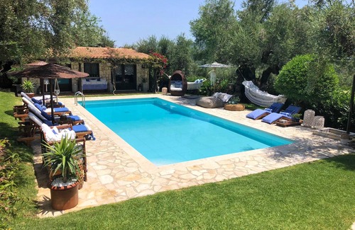 Lithakia Villa | Villa Lalla with private pool 5 min from the Gulf of Turtles