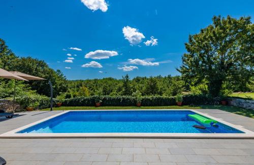 Munci Maison | Villa Lastavica pod Ruzon, two beautiful villas in the heart of Istria
