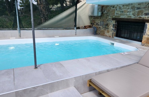 Anatoli Maison | VILLA LATO- Piscine privée-jacuzzi et cour