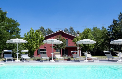 Cagli Maison | Villa Laura with private pool, a comfy country house near Acqualagna