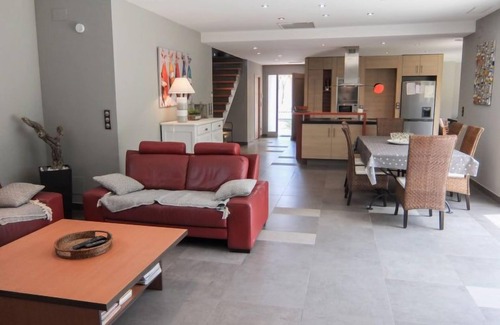 Saint-Genis Maison | Villa Lavande by Interhome