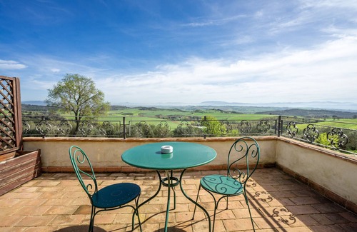 Teverina di Cortona Villa | Villa 'Le Buccole Country House' avec vue sur les collines pérugines, Wi-Fi et air conditionné.