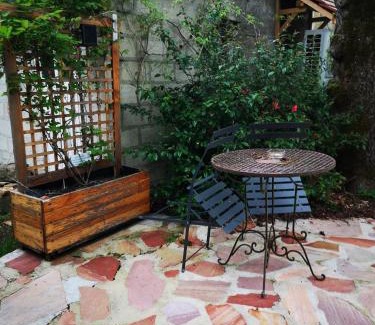 Thomery Lit Et Petit-Déjeuner | Villa le Cloky