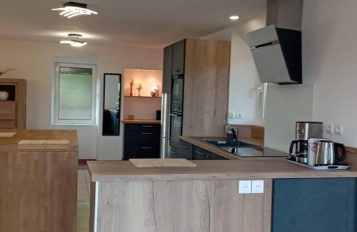 Sillingy Cottage | Villa 'Le Paradis' avec vue sur la montagne, terrasse privée et jardin privé
