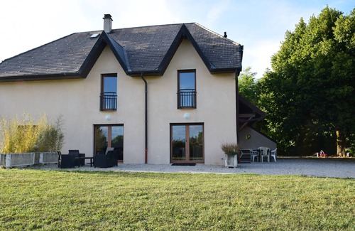 Sillingy Cottage | Villa 'Le Paradis' avec vue sur la montagne, terrasse privée et jardin privé