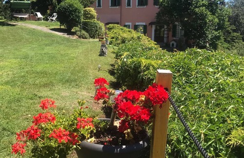 Vacciago Appartement | Villa Le Vignole Atmosphere on Lake Orta with 20,000 mt of private parkland