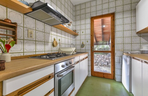 Marina di Campo Villa | Villa 'Lentisco' with Private Terrace, Private Garden and Wi-Fi