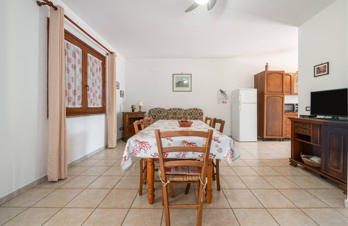 Porto Pino Villa | Villa 'Leo' avec terrasse privée, jardin privé et climatisation