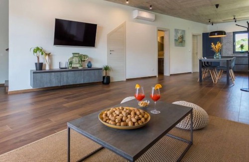 Vrznaveri Maison | Maison Villa Leonardo (PRC424) à Porec - 6 personnes, 3 chambres