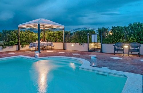 Le Piazze Villa | VILLA LEOPOLDINA - Neuf Chambres Villa, Couchages 18