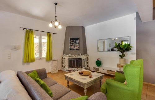 Kato Stalos Villa | Villa Liostasi by Villa Plus