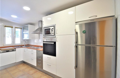 Cap de Regana Villa | LOS MORENOS- Villa à Bahía Grande 6 personnes, 3 chambres à coucher. Piscine privée, télévision par satellite. - 68719- - WiFi gratuit
