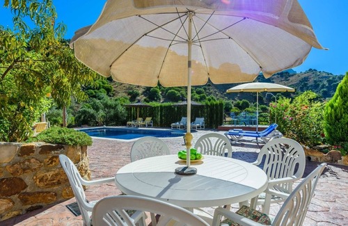 El Gastor Villa | Villa Los Rosales El Gastor by Ruralidays
