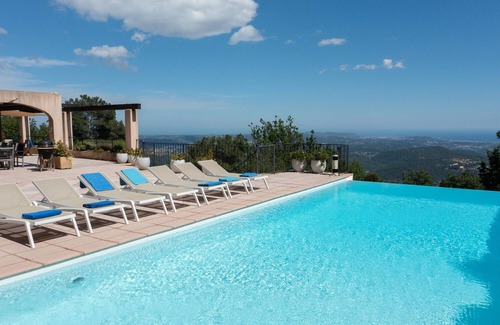 Speracedes Villa | Villa Lou Bea - Villa de luxe avec vue panoramique à Cabris