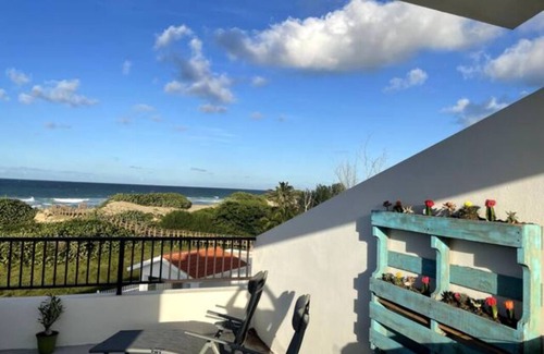 Bajura Maison | Villa Luna at Marbela Casa de Playa