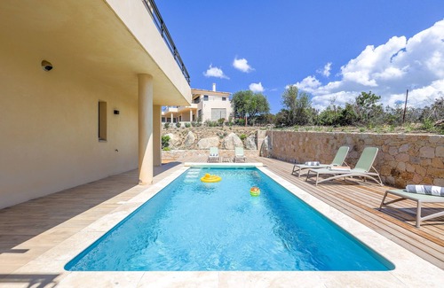 Palasca Villa | Villa Lurenzu - Maison pour 8 avec piscine