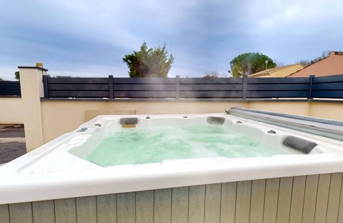 Pont-de-Barret Villa | Villa luxe design en Drome provençale