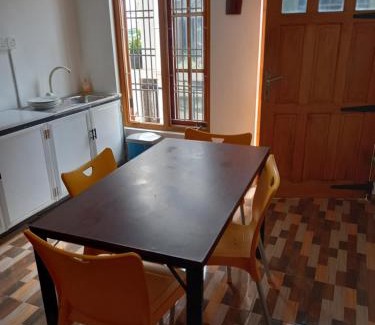 Kalmunai Maison | Villa Luxez