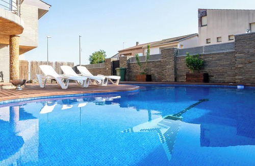 Reus Villa | Villa "Luxury Rock TIRRI" avec piscine privée, terrasse couverte et Wi-Fi