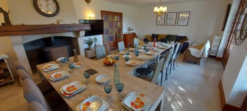 Saint-Michel-Tubœuf Maison | Villa Maëlla - 2 gîtes - jardin, piscine et SPA privés