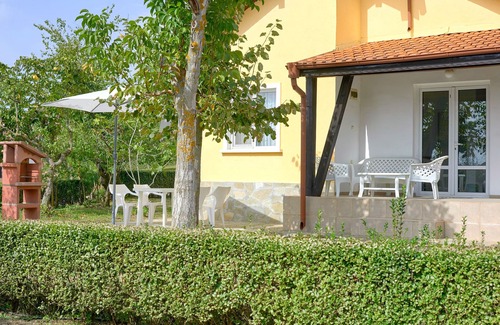 Bryastovets Maison | Villa Magnolia with Pool