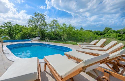Marceljani Maison | Villa Maja, an ideal Summer hideaway for Families and Friends