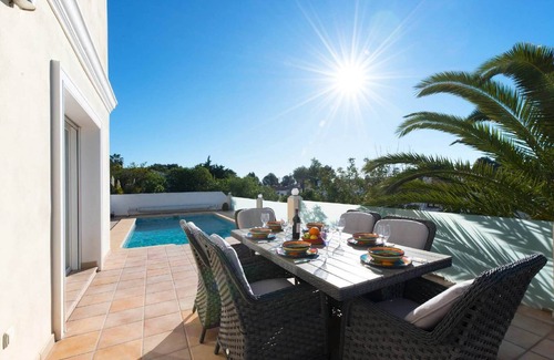 Pinar del Advocat Villa | Villa Malibu - PlusHolidays