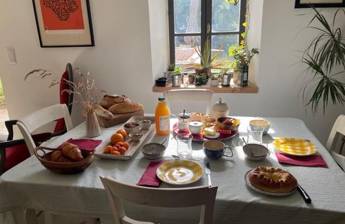 Thury Lit Et Petit-Déjeuner | Villa Mandala
