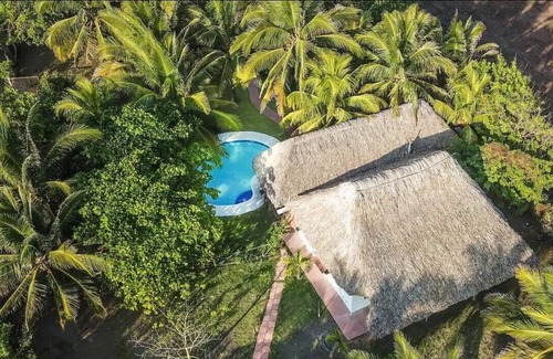 El Paredon Maison | Villa Mango - Three Bedroom House, Sleeps 9