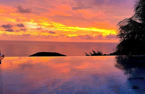 Bouillante Villa | Villa Manitou, sea view and Bali stone swimming pool