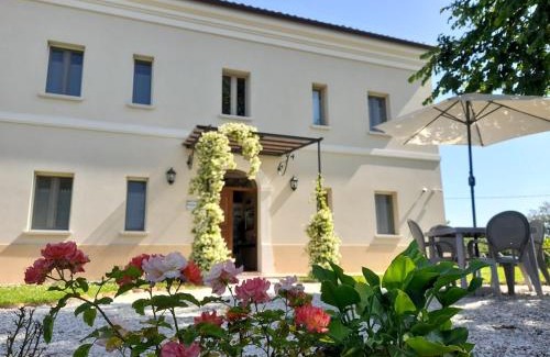 Montemaggiore al Metauro Lit Et Petit-Déjeuner | Villa Marietta Country House - Marche