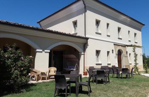 Montemaggiore al Metauro Lit Et Petit-Déjeuner | Villa Marietta Country House - Marche