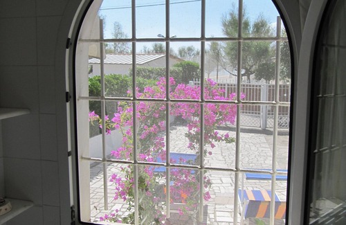 Latina Lido Maison | Villa Maria, front beach 5 beds, 2 bath, along the coast Terracina and Circeo