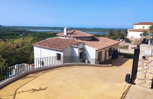 Pego Villa | Piscine privée sans vis-à-vis. Bbq, WiFi, climatisation, près plage