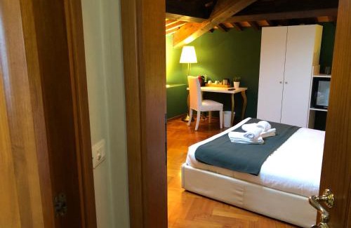 Pisa City Centre Lit Et Petit-Déjeuner | Villa Martina Classic & Luxury Room