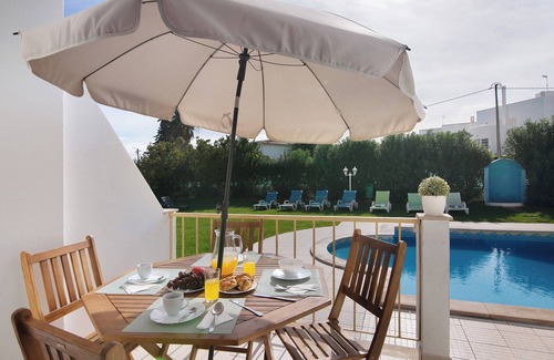 Vale de Carro Villa | Villa 'Martina' avec piscine partagée, Wi-Fi et climatisation