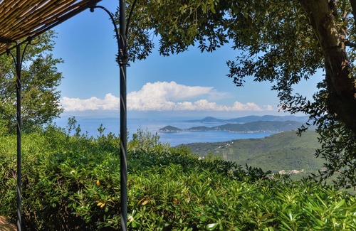 Marciana Villa | Villa 'Martini' avec vue sur la mer, terrasse privée et Wi-Fi