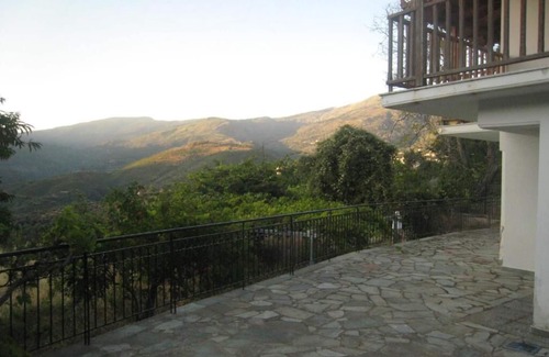 Artemisia Villa | Belle et confortable villa à Artemisia (NR82 au Mt Taygetos)