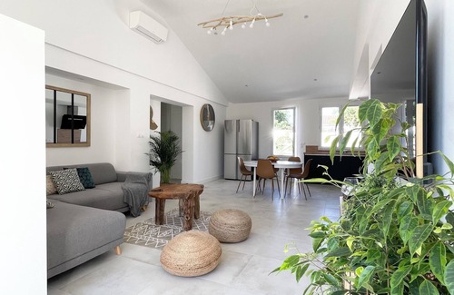 Aytre Maison | Villa Mathéo Junior - Fun and Calm
