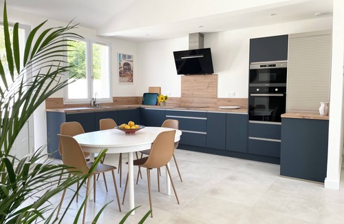Aytre Maison | Villa Mathéo Junior - Fun and Calm
