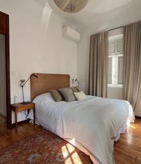 Aveiro Maison | Villa Mau Maria incl Parking by Home Sweet Home Aveiro
