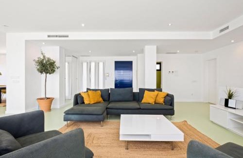 Cumbre del Sol Villa | Villa Megin by Interhome