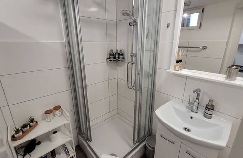 Bad Pyrmont Appartement | Villa Mercedes - Studio 1 in the center with balcony and parking space