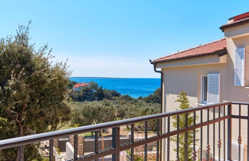 Miholascica Villa | Villa Miholašcica 1 on Island Cres by Villas Guide